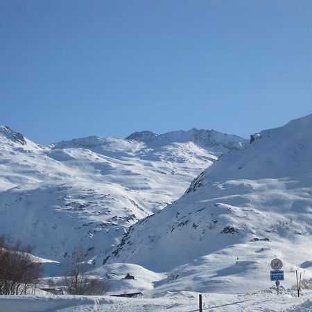 Realp Hotel Des Alpes المظهر الخارجي الصورة